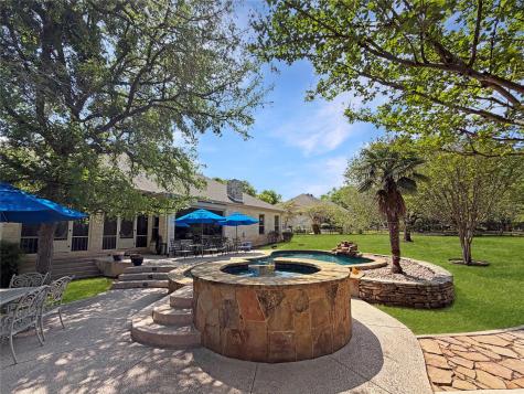 205 W Majestic Oak Lane Georgetown TX 78633