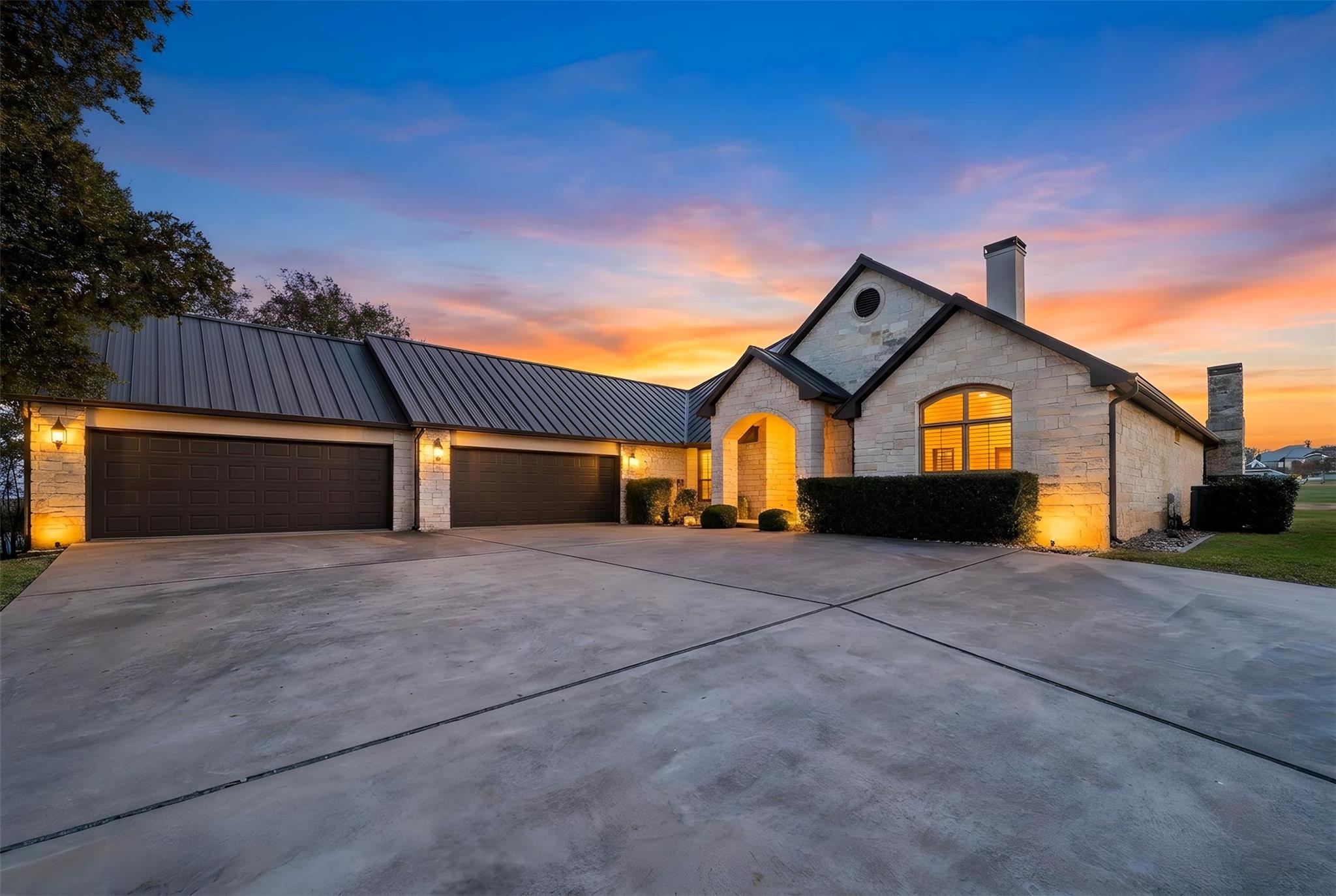 102 Voca Horseshoe Bay TX 78657