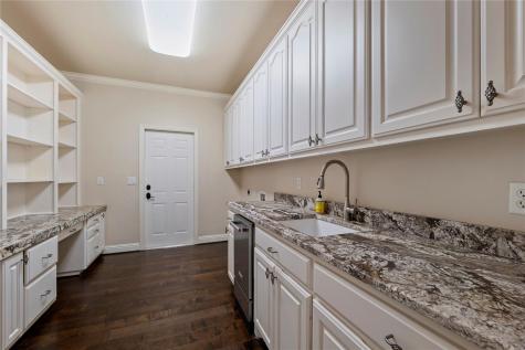 102 Voca Horseshoe Bay TX 78657