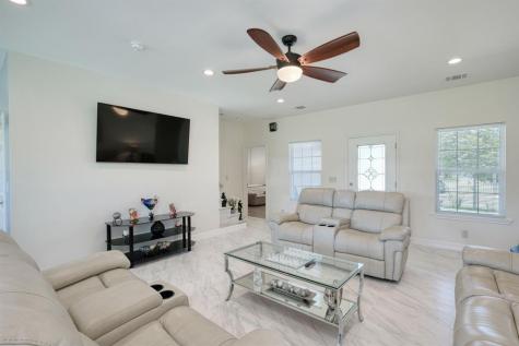 2409 Pecan Street Bastrop TX 78602