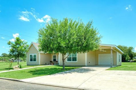 2409 Pecan Street Bastrop TX 78602