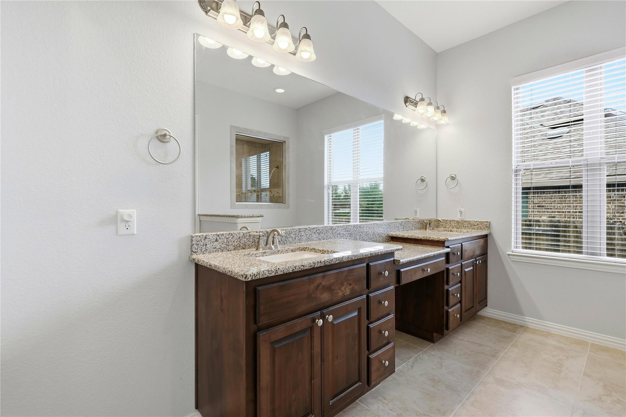3928 Cole Valley Lane Round Rock TX 78681