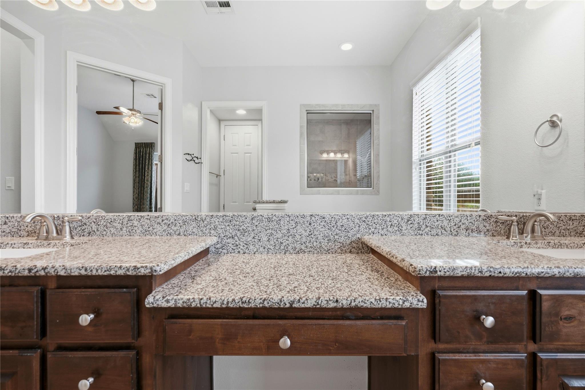 3928 Cole Valley Lane Round Rock TX 78681