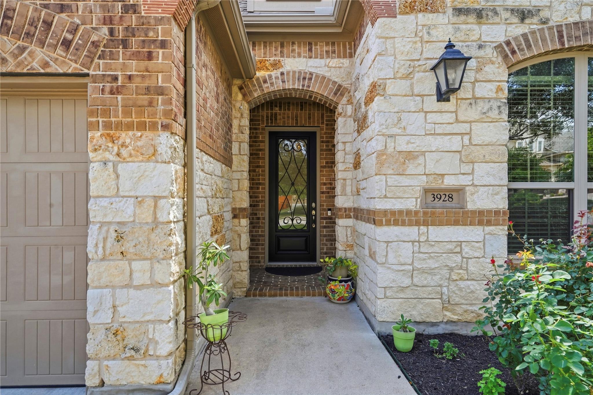 3928 Cole Valley Lane Round Rock TX 78681