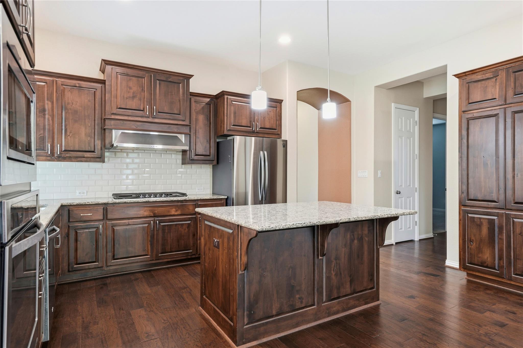 3928 Cole Valley Lane Round Rock TX 78681