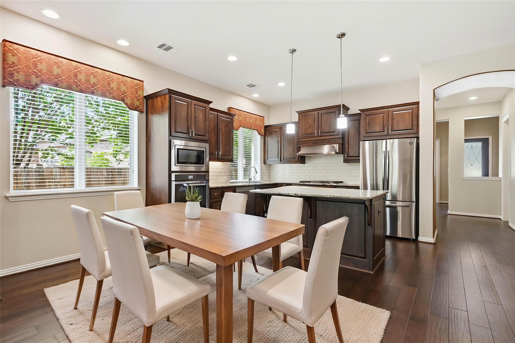 3928 Cole Valley Lane Round Rock TX 78681