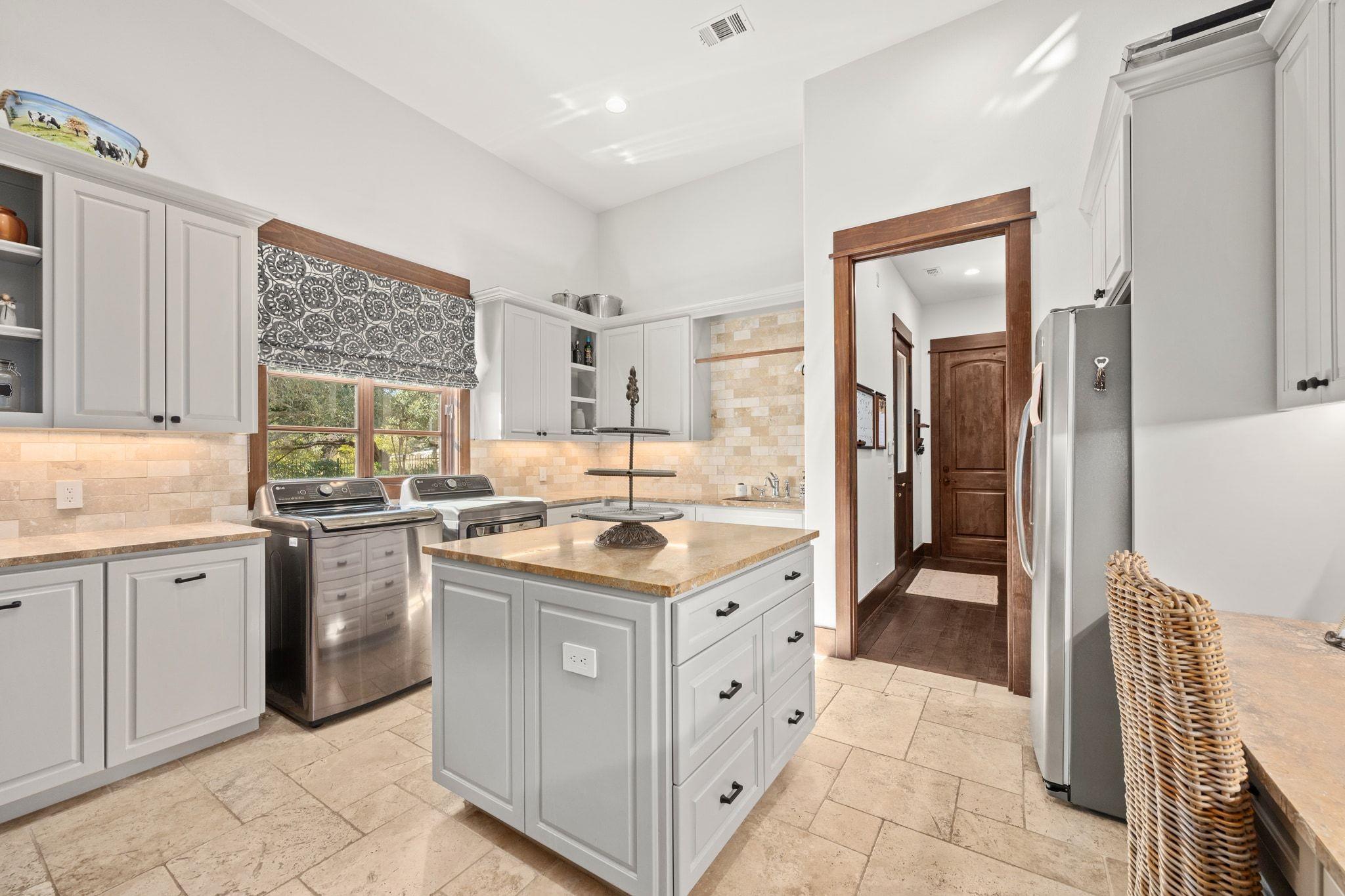 7715 Escala Drive Austin TX 78735