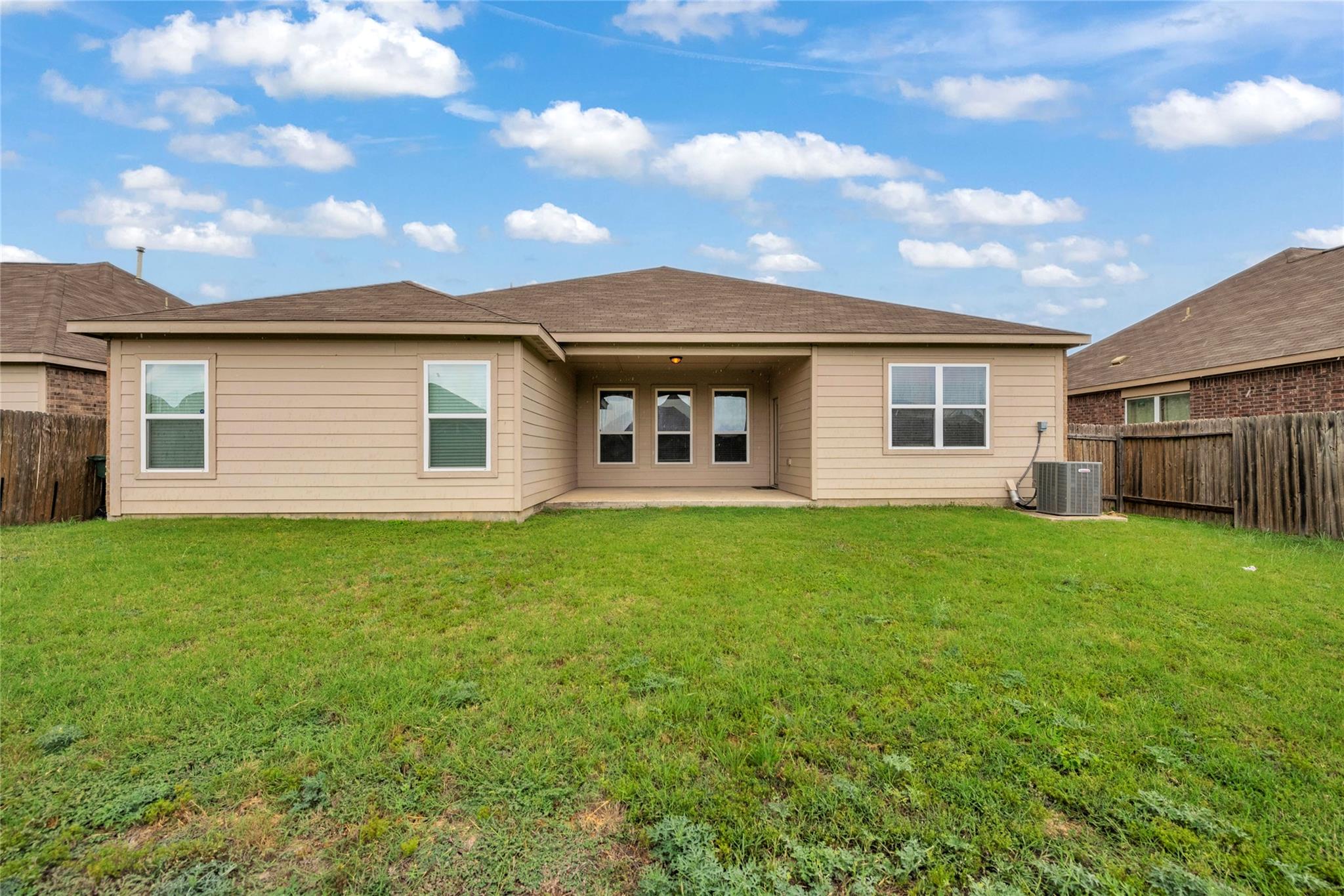 1181 Violet Lane Kyle TX 78640
