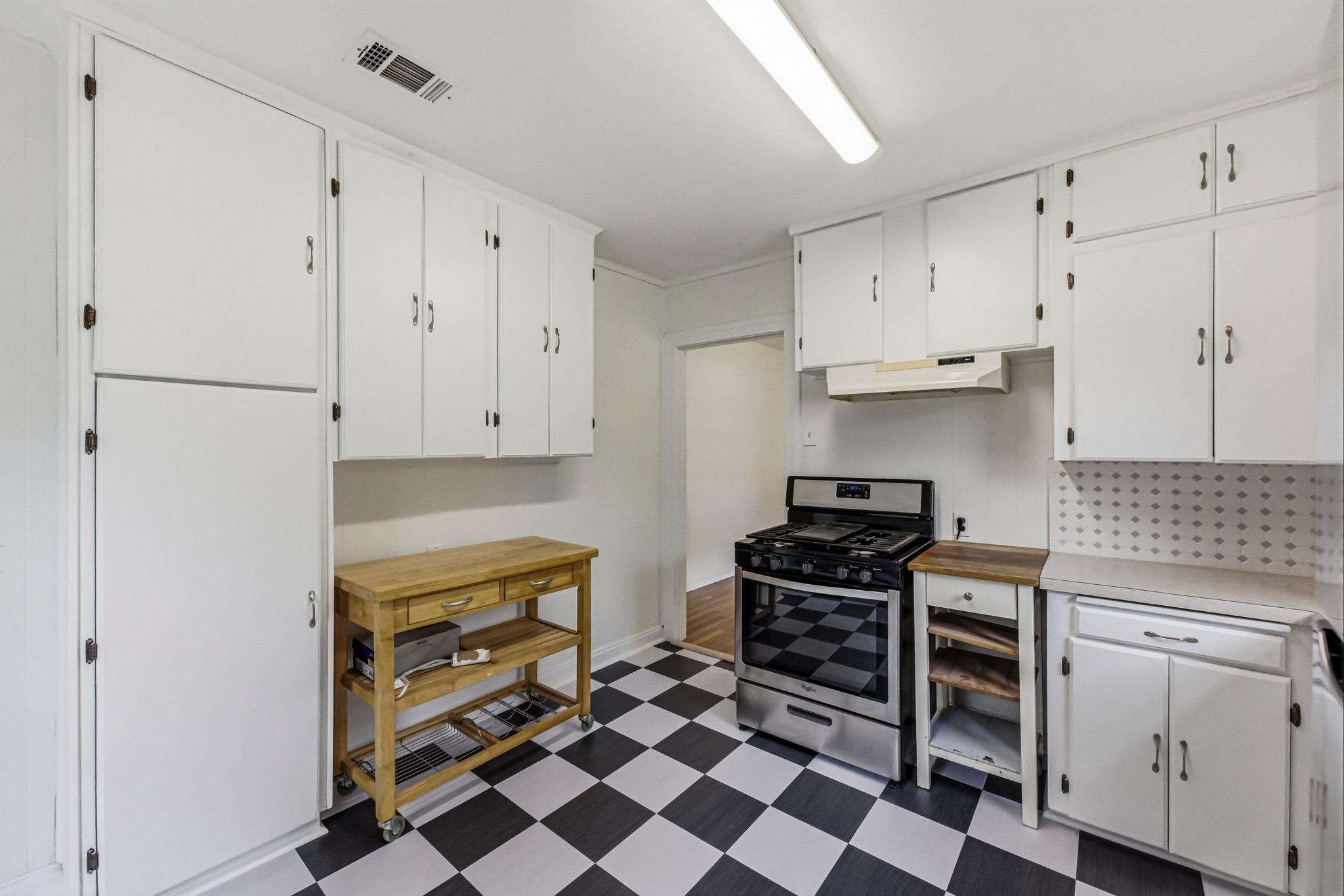 5707 Joe Sayers Avenue Austin TX 78756