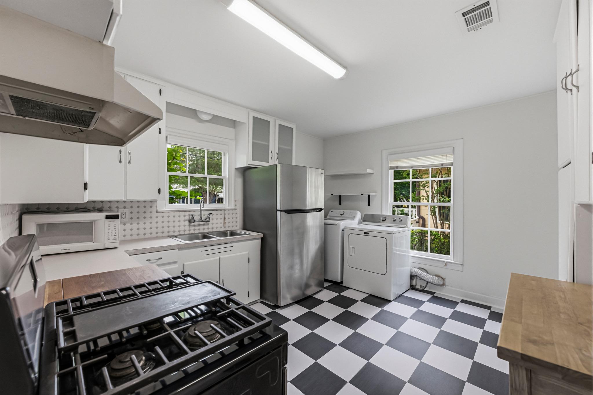 5707 Joe Sayers Avenue Austin TX 78756