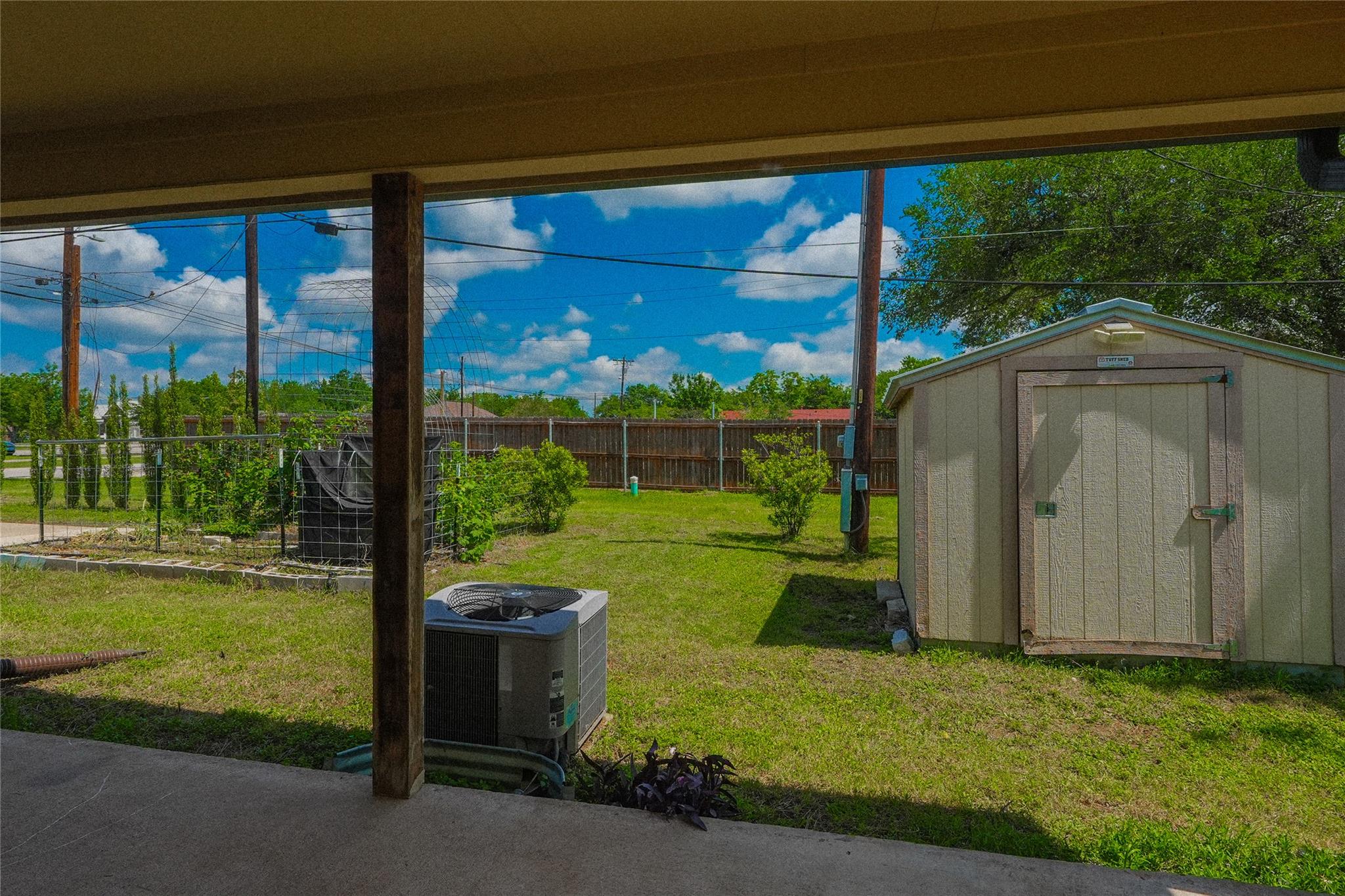 201 E Eggleston Street Manor TX 78653