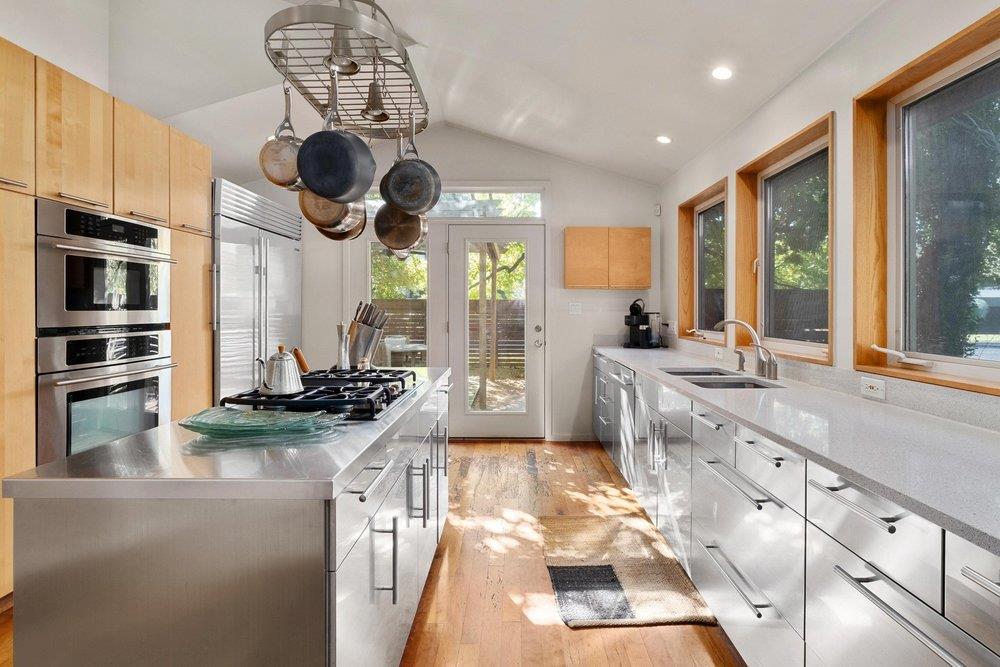 3514 Bridle Path Austin TX 78703