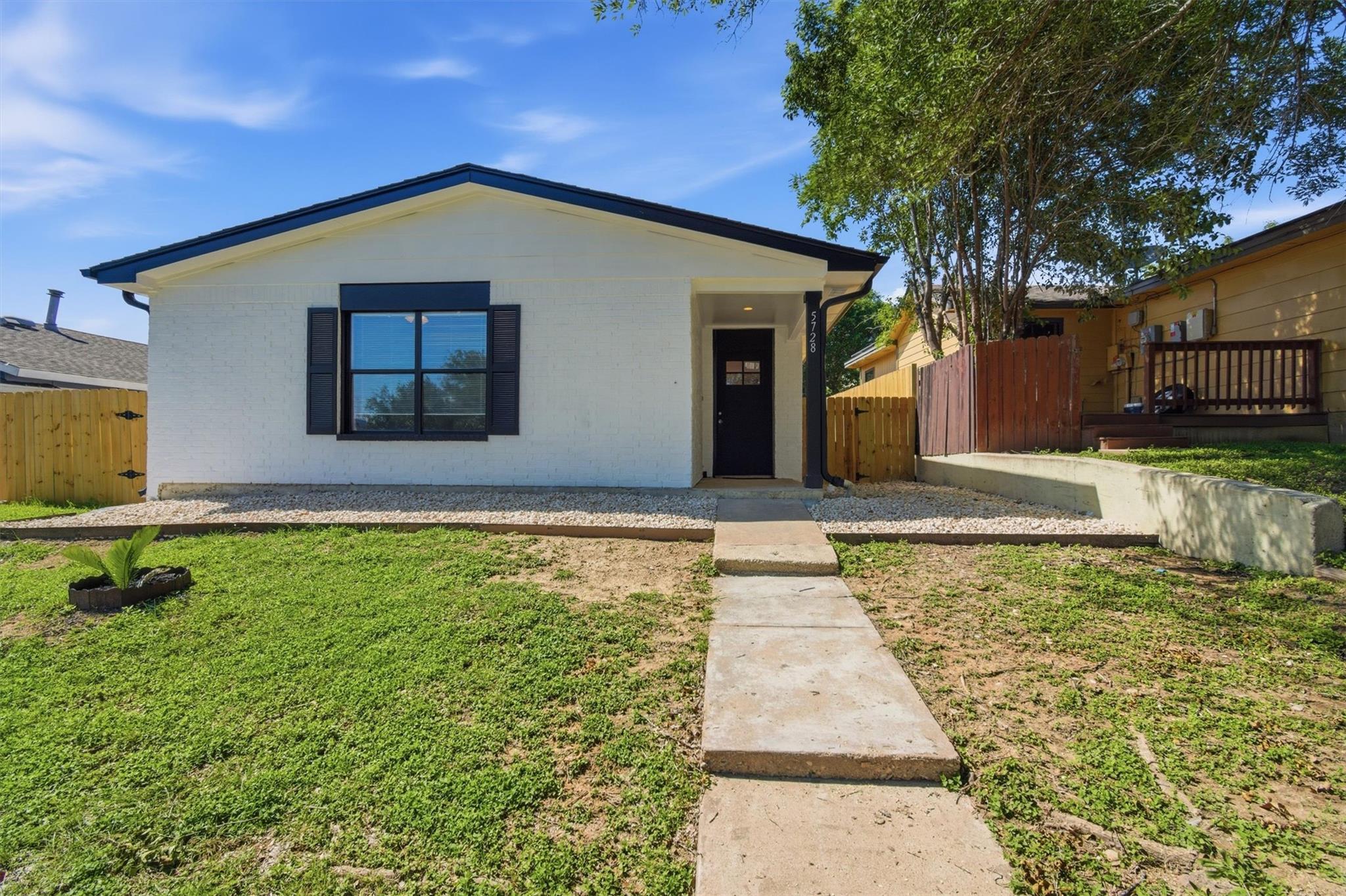 5728 Pinon Vista Drive Austin TX 78724