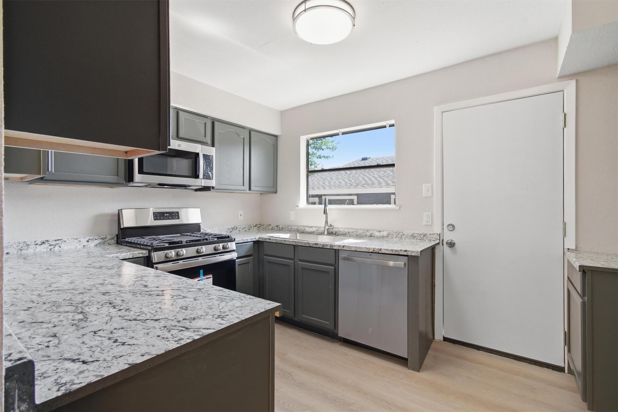 5728 Pinon Vista Drive Austin TX 78724