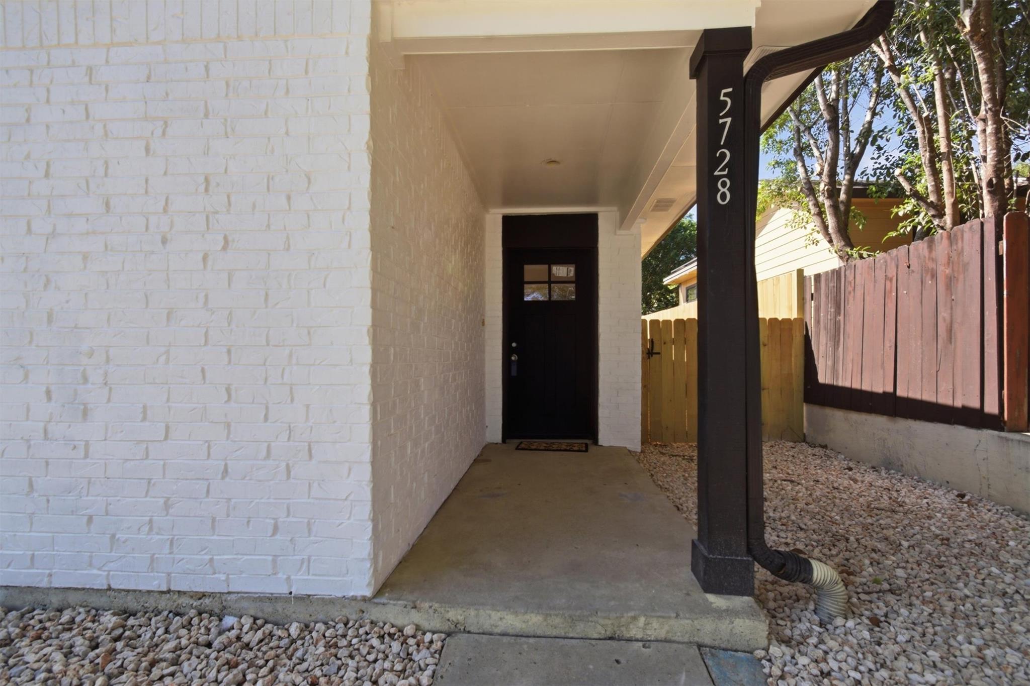 5728 Pinon Vista Drive Austin TX 78724