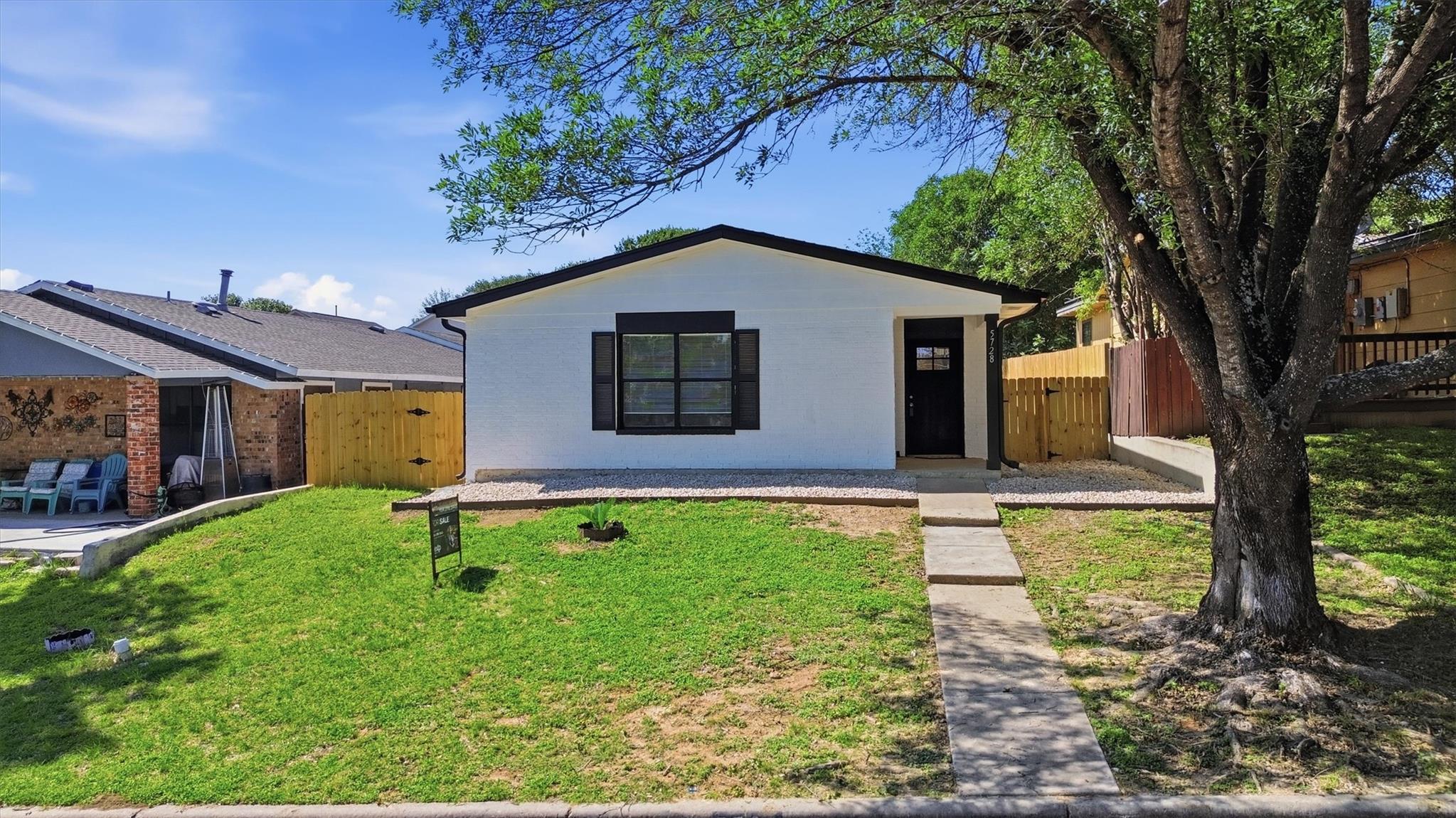 5728 Pinon Vista Drive Austin TX 78724