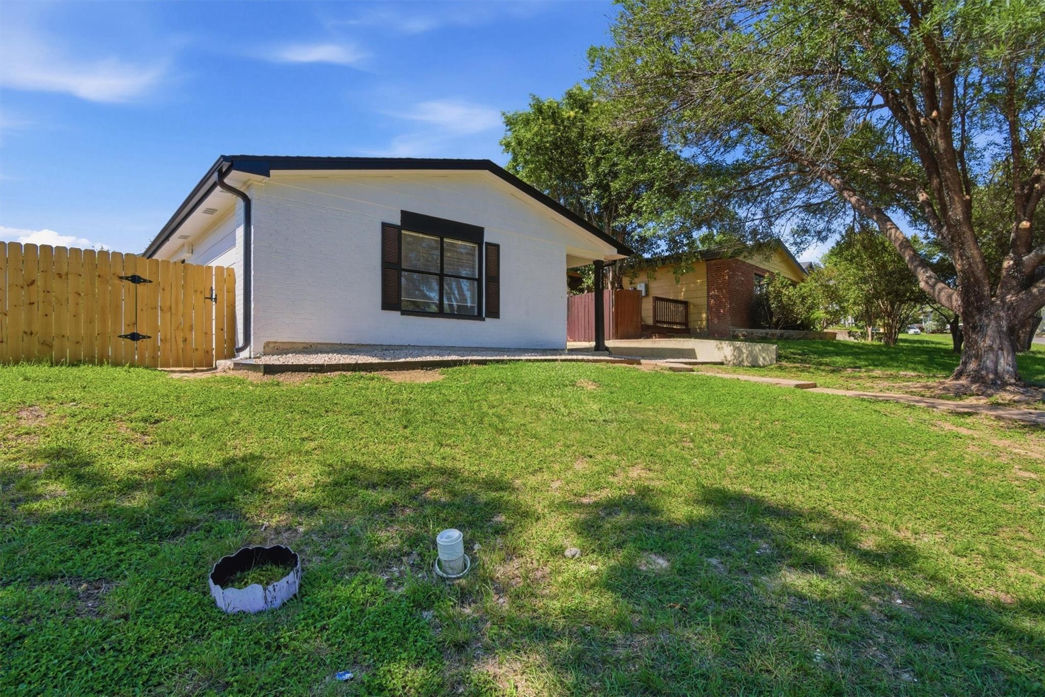 5728 Pinon Vista Drive Austin TX 78724