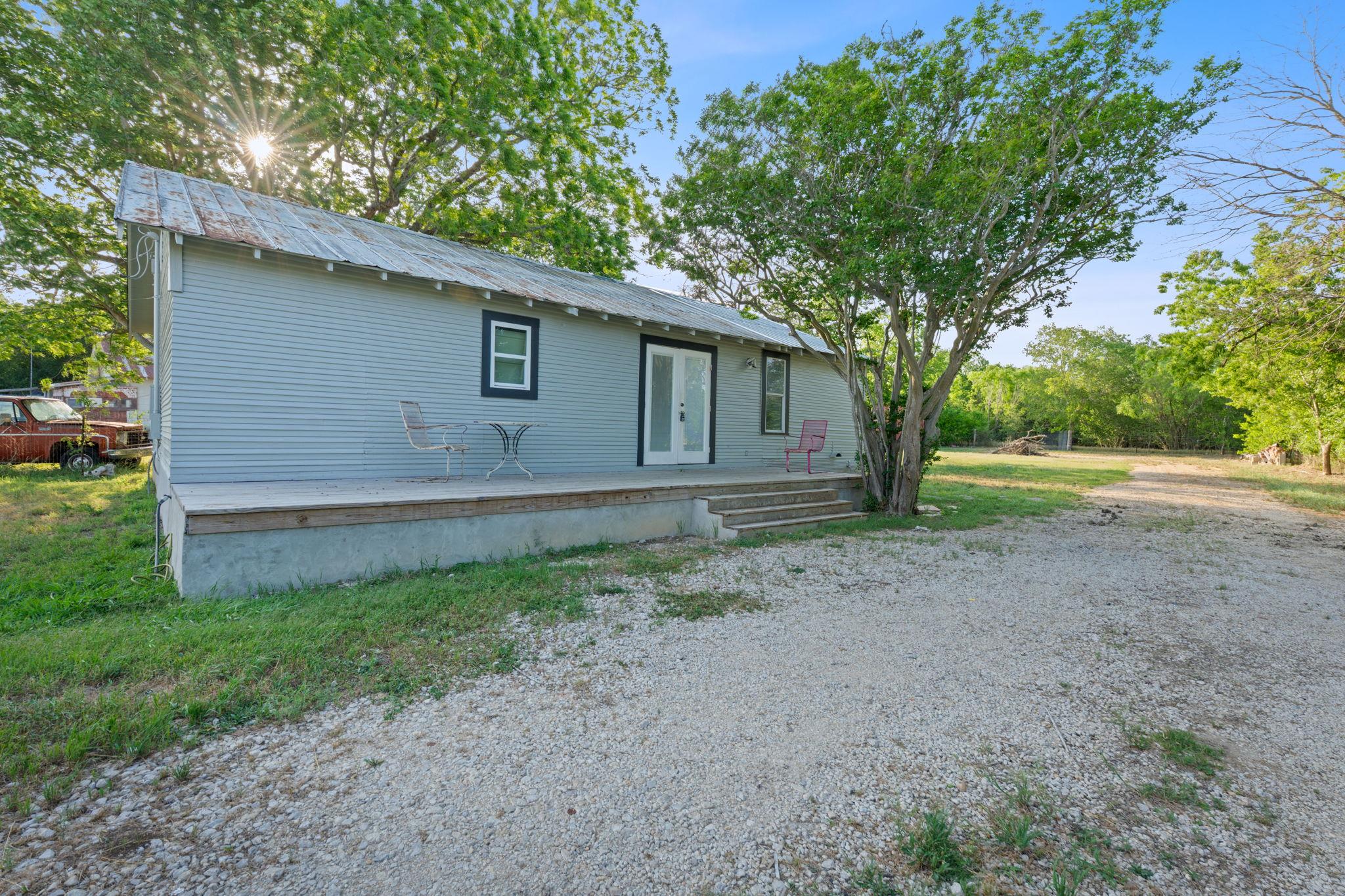 6071 Fm 713 Dale TX 78616