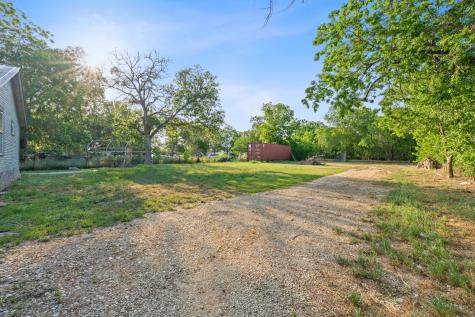 6071 Fm 713 Dale TX 78616