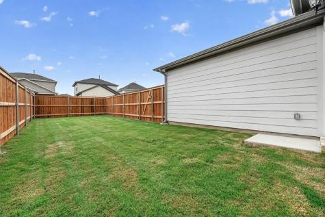 203 Betsy Road Hutto TX 78634