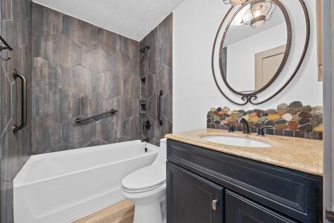 7810 Woodcroft Drive Austin TX 78749