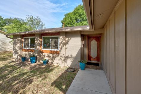 7810 Woodcroft Drive Austin TX 78749