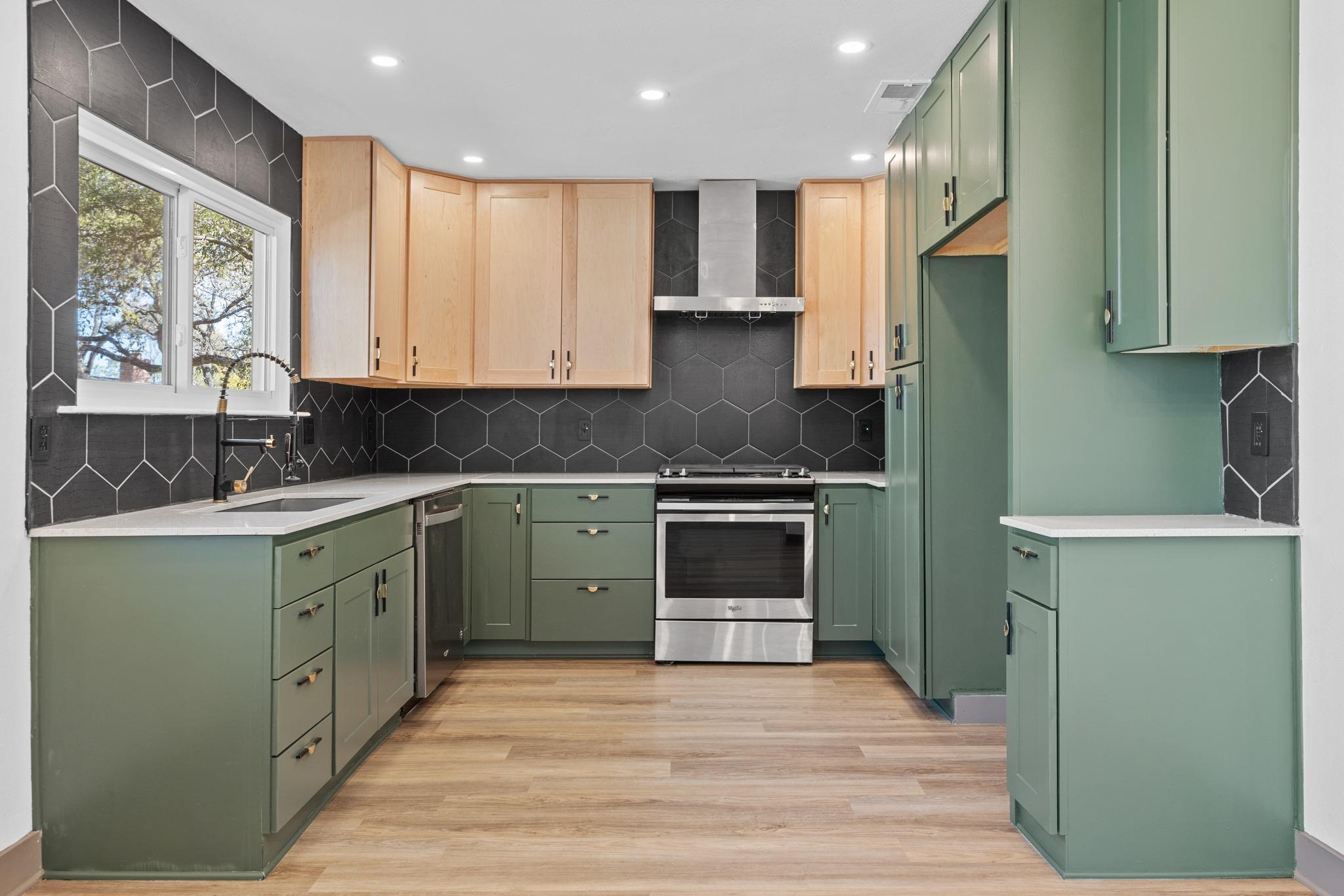 7810 Woodcroft Drive Austin TX 78749
