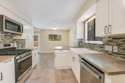 6808 Luckenbach Lane Austin TX 78729