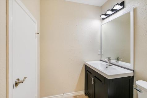 6808 Luckenbach Lane Austin TX 78729