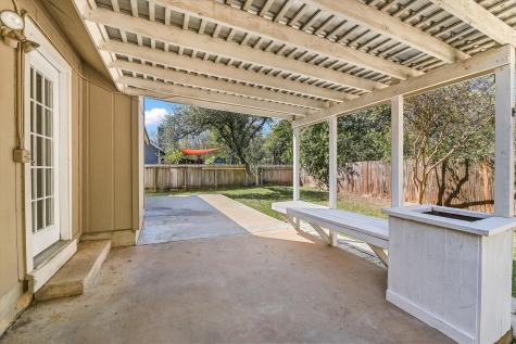 6808 Luckenbach Lane Austin TX 78729