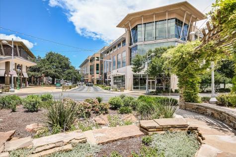 6808 Luckenbach Lane Austin TX 78729