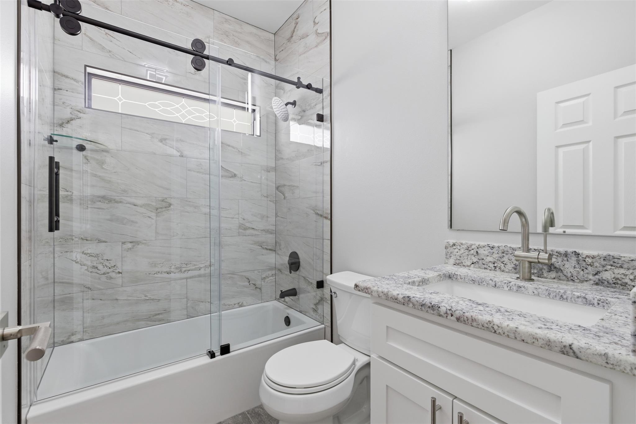 413 E Hamilton Avenue Rockdale TX 76567
