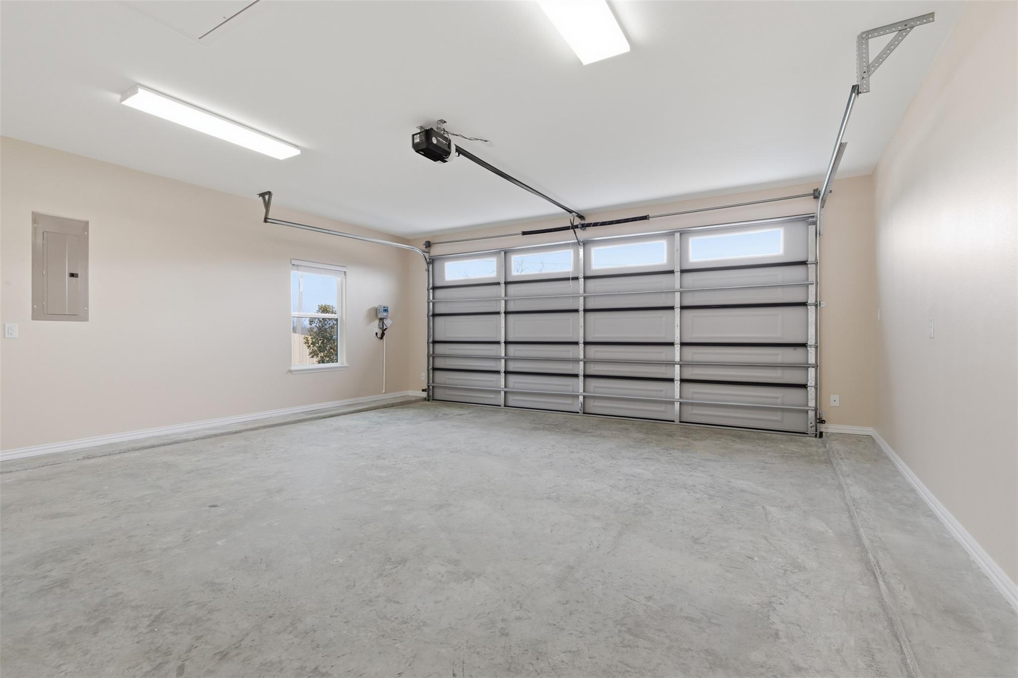 413 E Hamilton Avenue Rockdale TX 76567