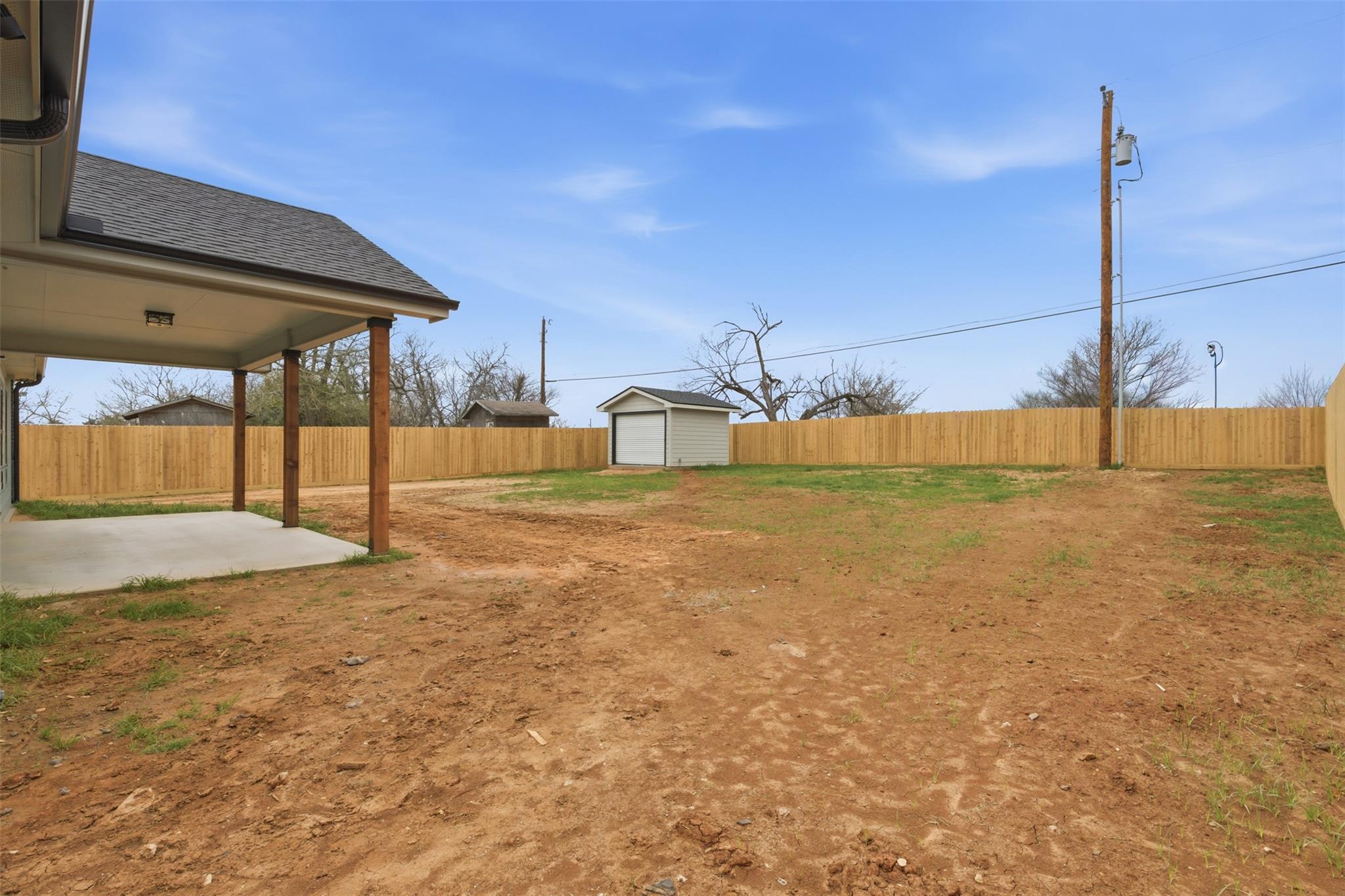 413 E Hamilton Avenue Rockdale TX 76567