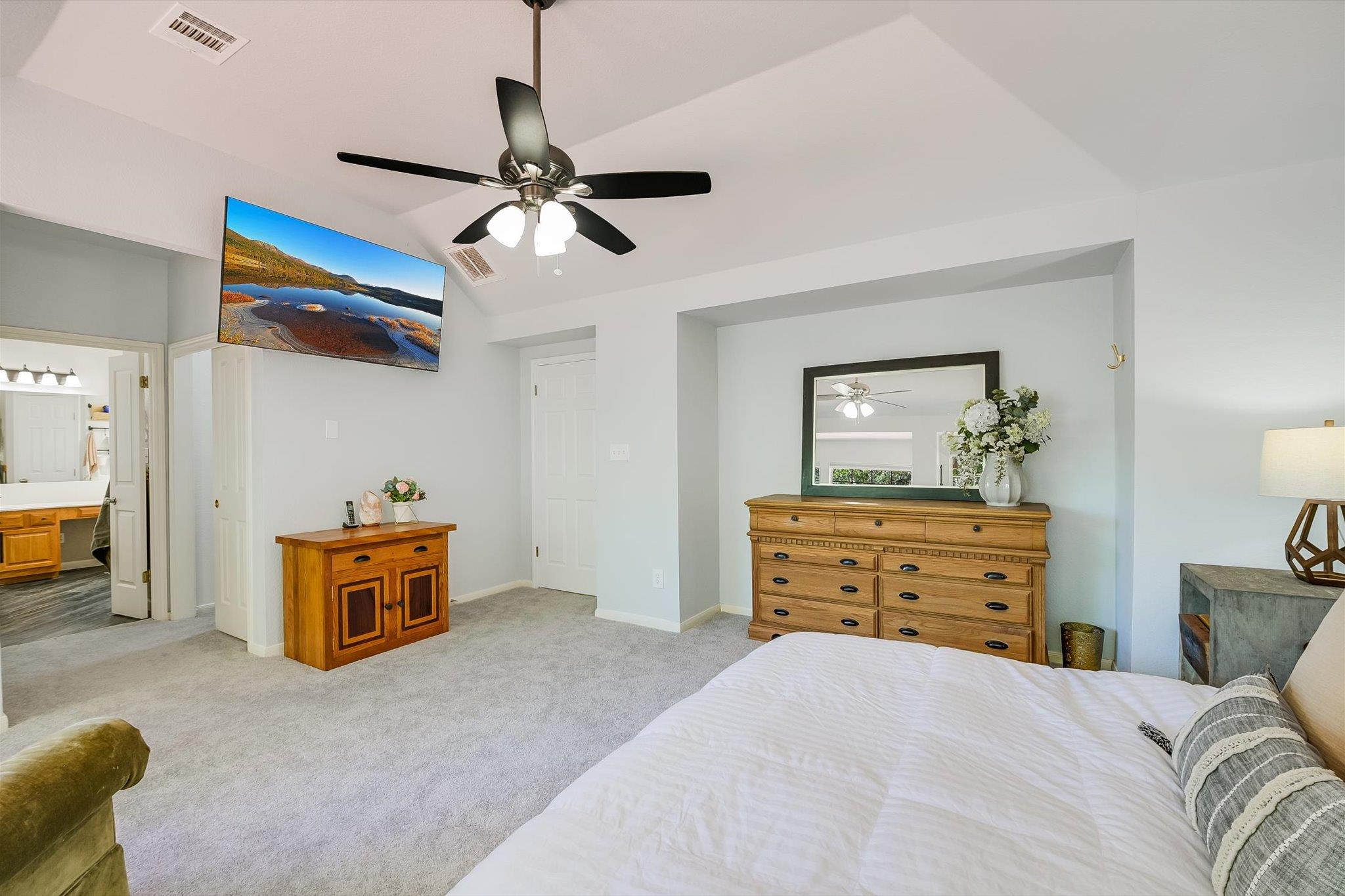 806 Mountain View Drive Pflugerville TX 78660