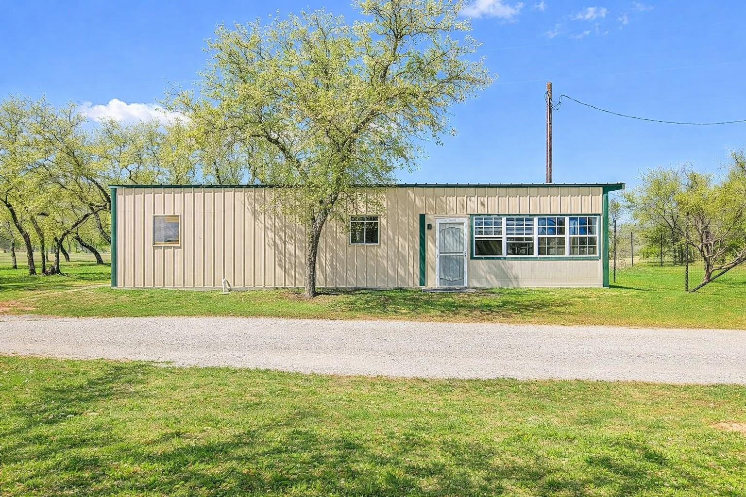 434 W Turner Court Johnson City TX 78636
