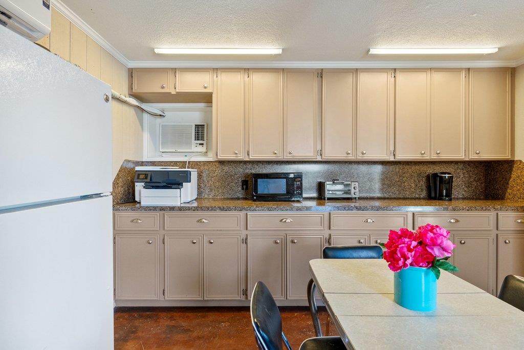 434 W Turner Court Johnson City TX 78636