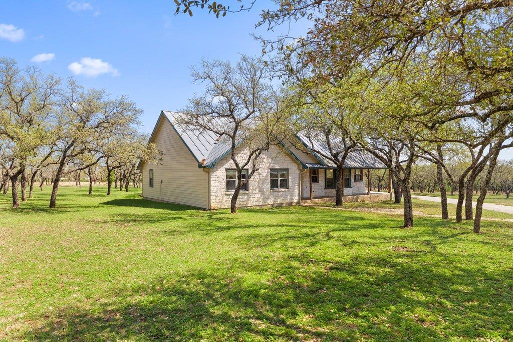 434 W Turner Court Johnson City TX 78636