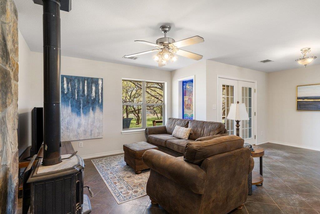 434 W Turner Court Johnson City TX 78636