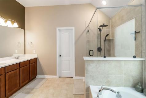 116 Acacia Pass Bastrop TX 78602