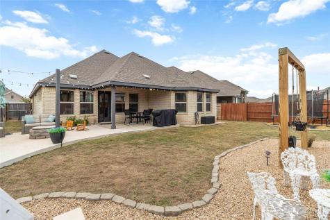 116 Acacia Pass Bastrop TX 78602