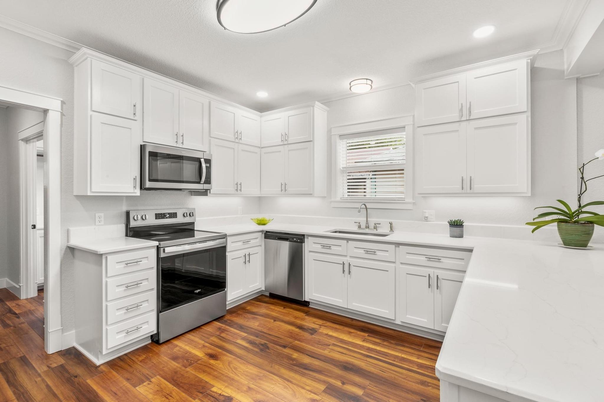 522 S Walnut Avenue Luling TX 78648