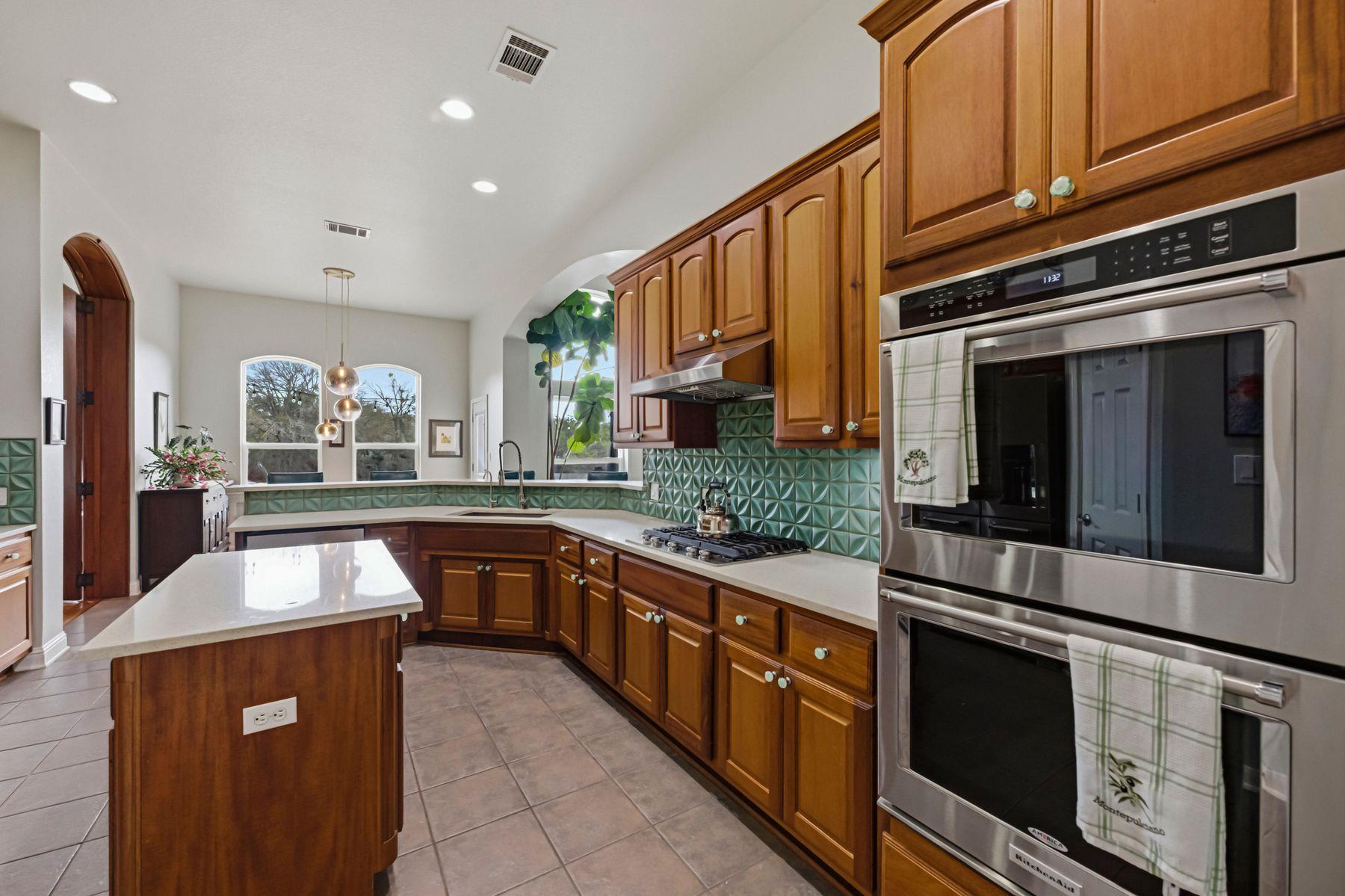 9720 Anchusa Trail Austin TX 78736