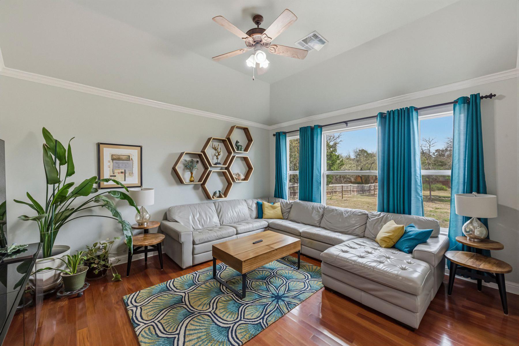 9720 Anchusa Trail Austin TX 78736