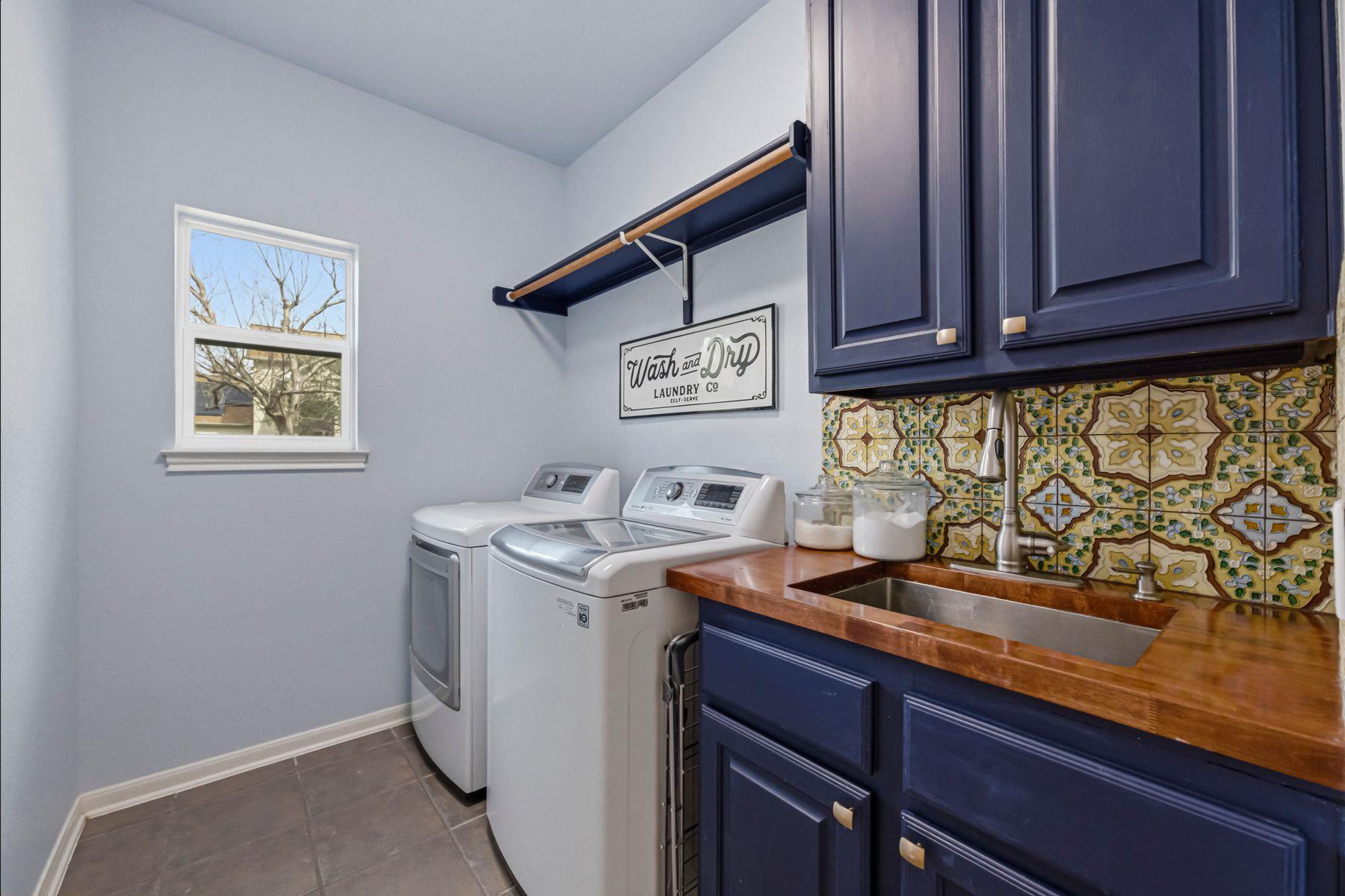 9720 Anchusa Trail Austin TX 78736