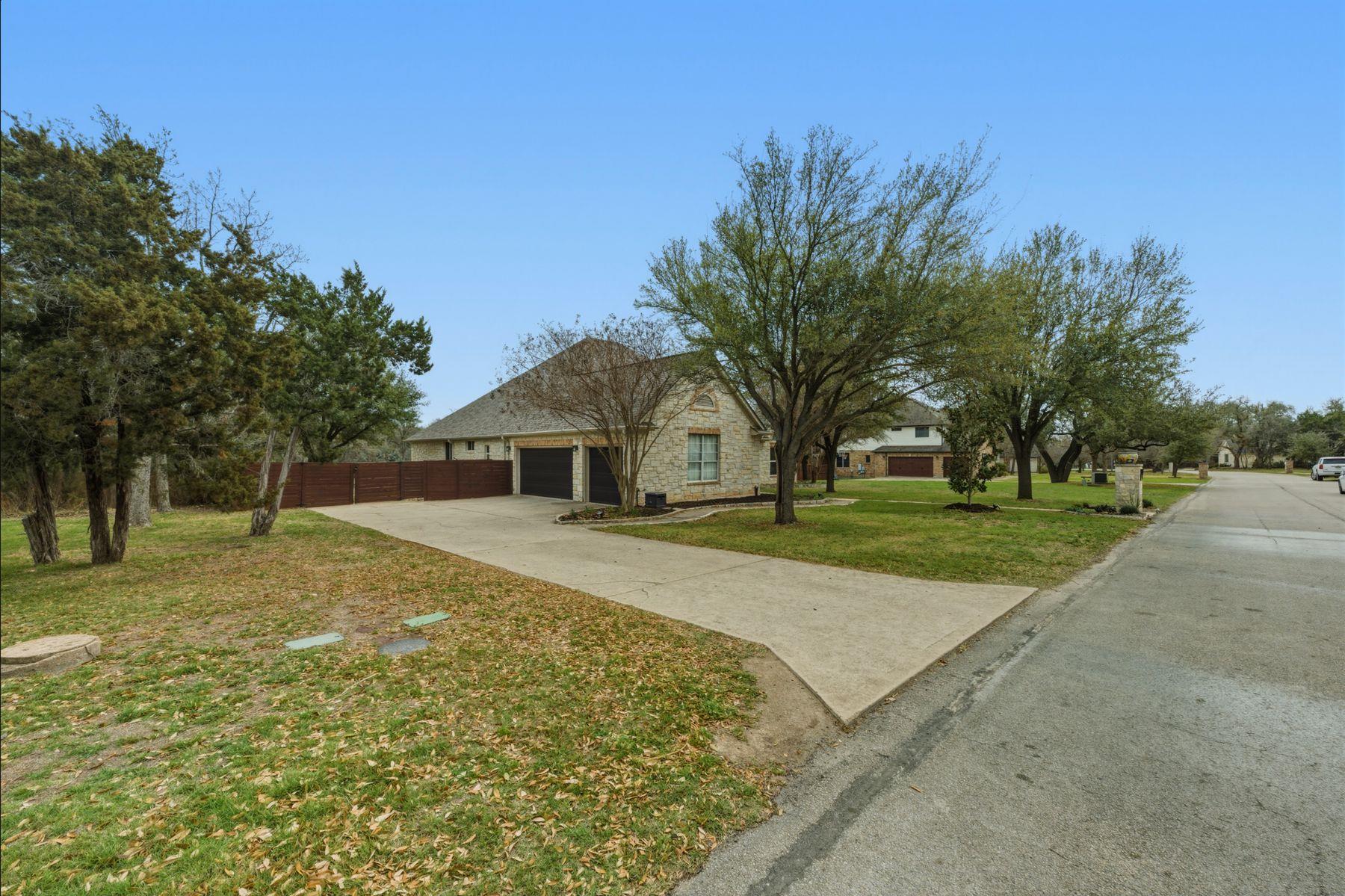 9720 Anchusa Trail Austin TX 78736