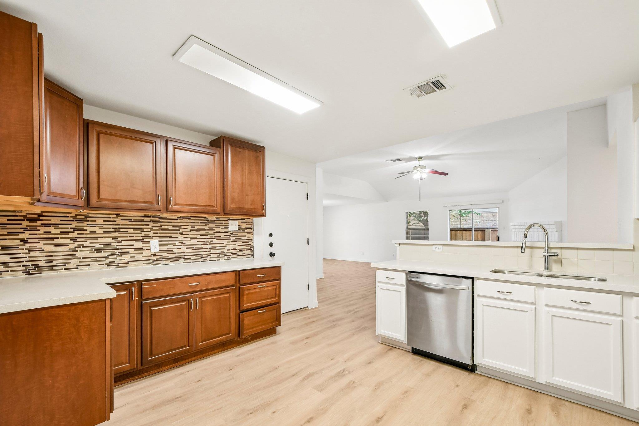 121 Orion Cove Kyle TX 78640