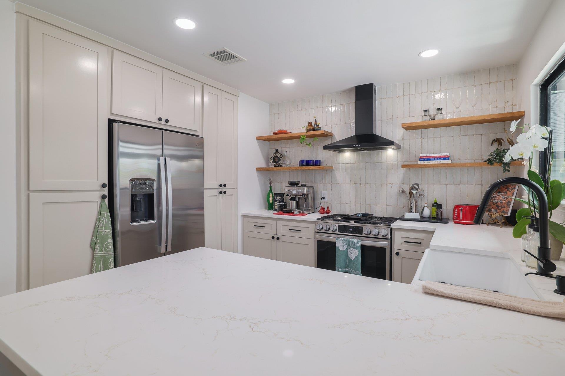 3907 Stonecroft Drive Austin TX 78749