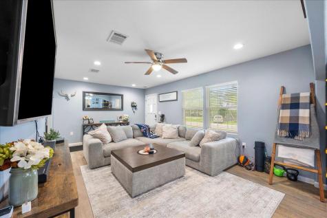 608 Washington Street Smithville TX 78957