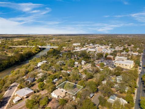 801 Austin Street Bastrop TX 78602